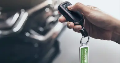 Europcar Arles à Arles : informations utiles
