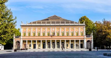 Municipales 2026 : dans le Pays d’Arles, le RN dégaine le premier… l’édito de Cyrielle Granier