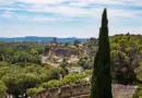 Rendez-vous au cimetière des Alyscamps à Arles pour le défilé Croisière 2019 de Gucci