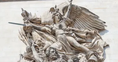 DÉPARTEMENT Le directeur général des services sur le départ