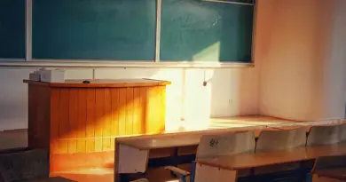 Écoles saccagées à Arles : âgés de 12 à 16 ans, huit collégiens reconnaissent les faits sans les expliquer